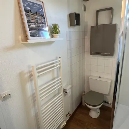 Апартаменти Pause Chez Julien, Lumineux Et Idealement Situe!